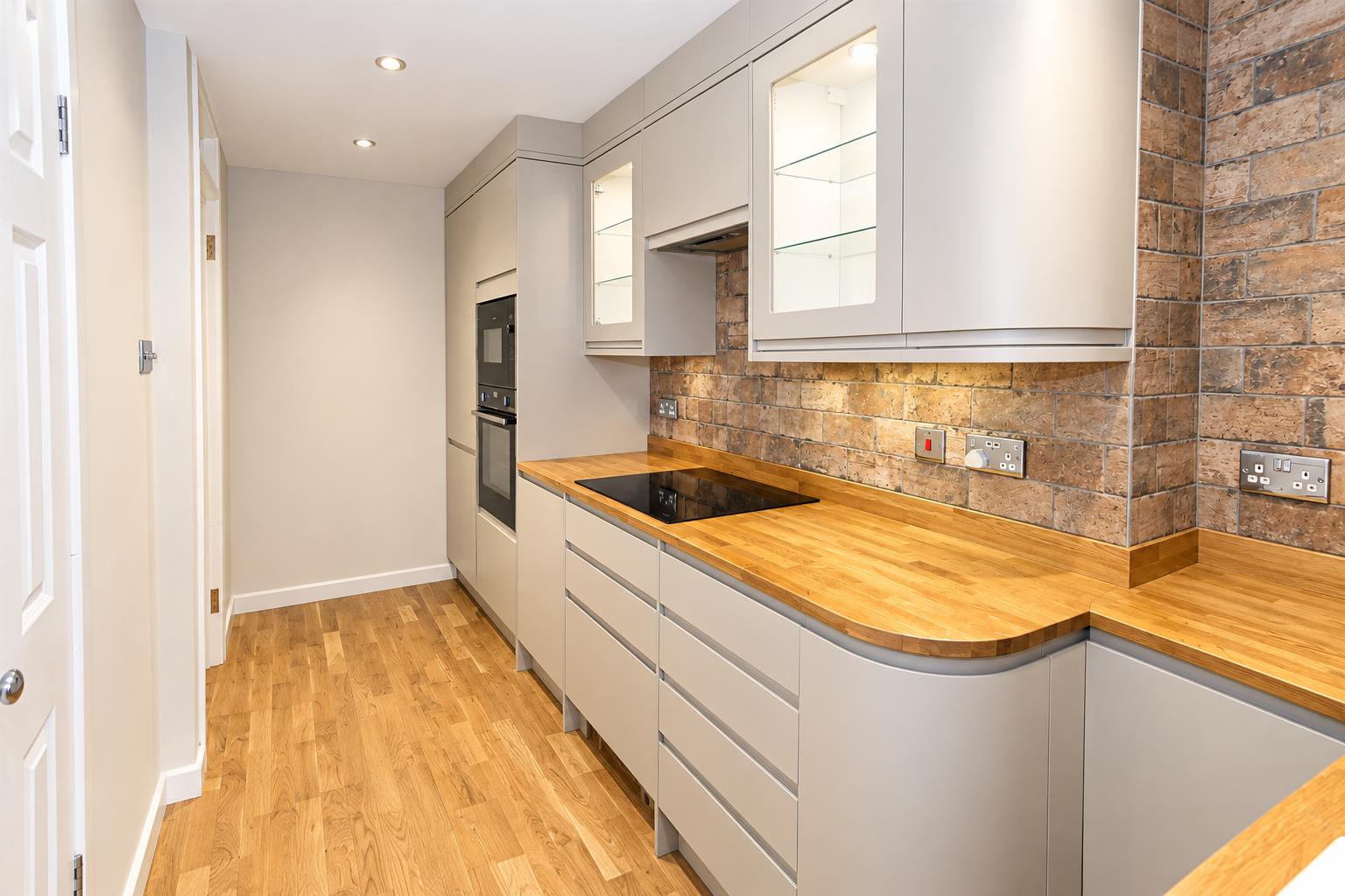 Springclose Lane, Cheam, Sutton